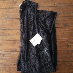NWT S Lularoe Joy Black Lace